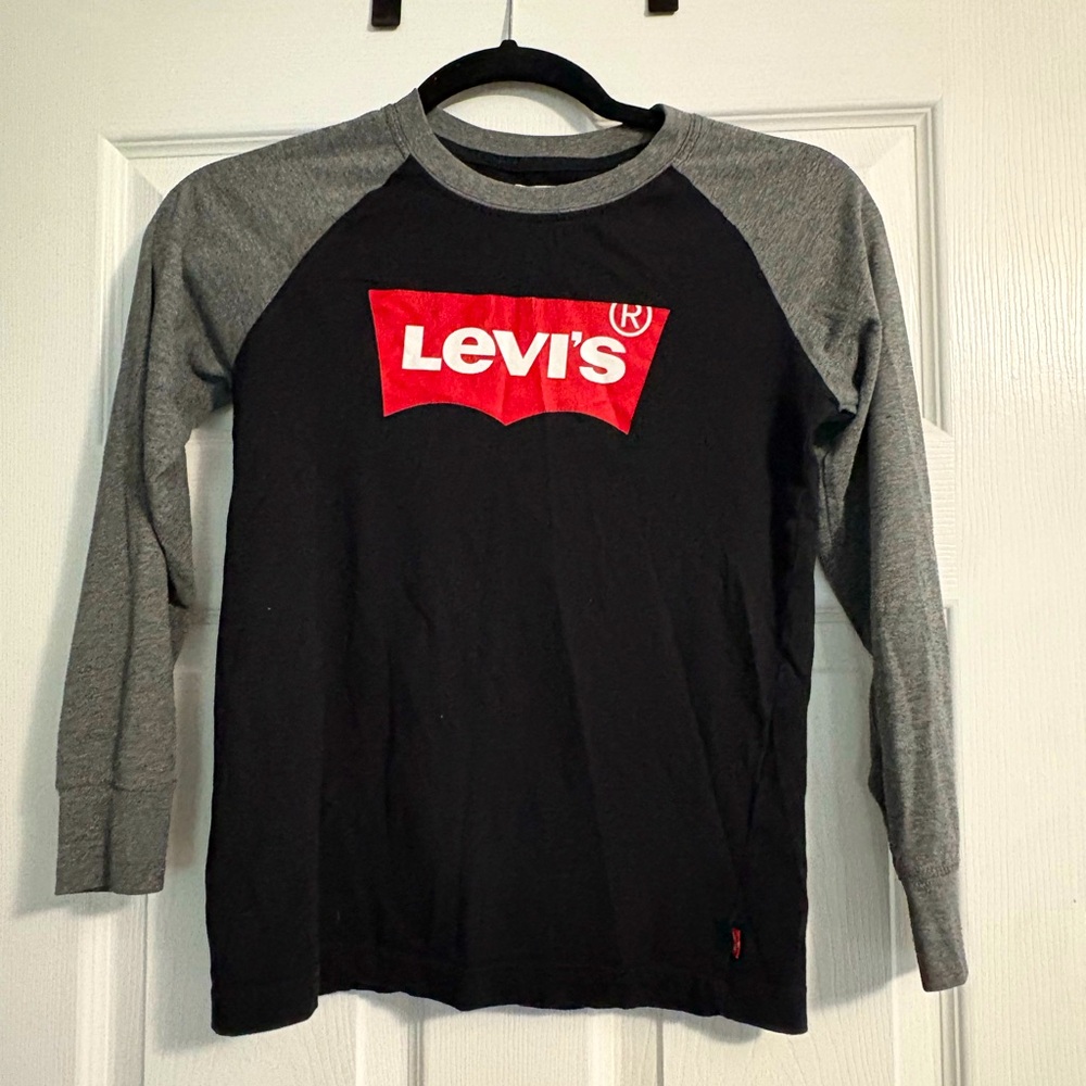 Levi's Kids Red Logo Black and Gray Long Sleeve Tee